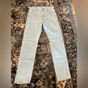 36x38 Light wash Straight Leg wrangler Jeans
